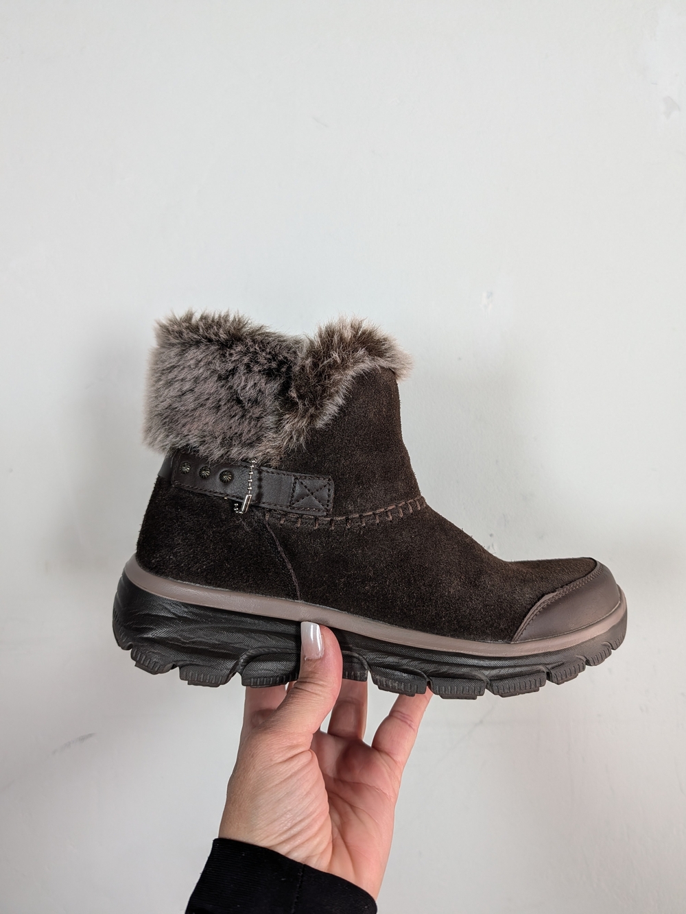 Skechers Relaxed Fit Memory Foam Winter Boot, Size 8